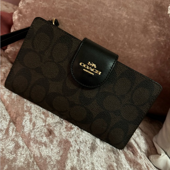 Coach Handbags - COACH WALLET